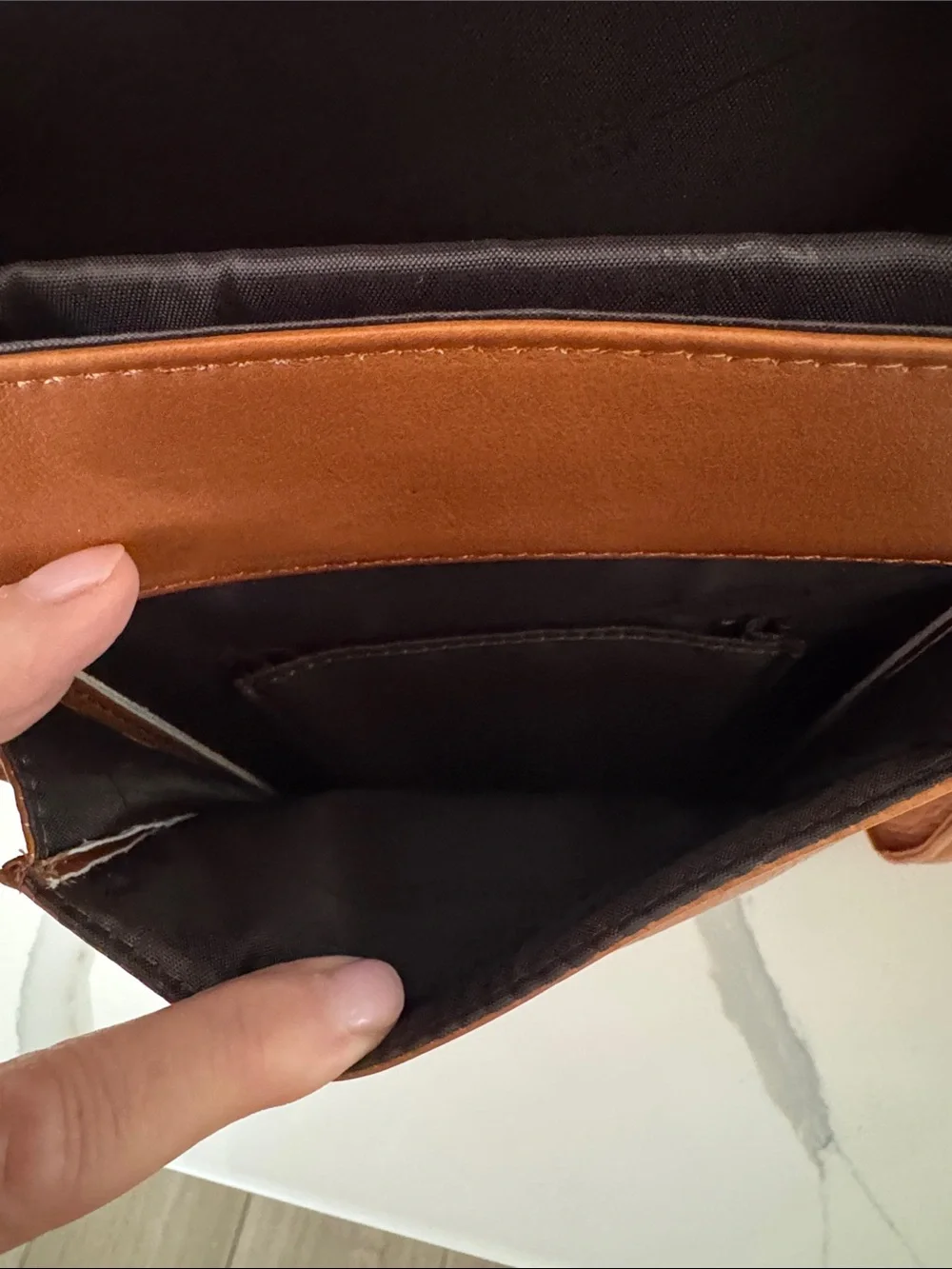 Kenneth Cole Reaction Cognac Leather Briefcase with Buckle Pockets